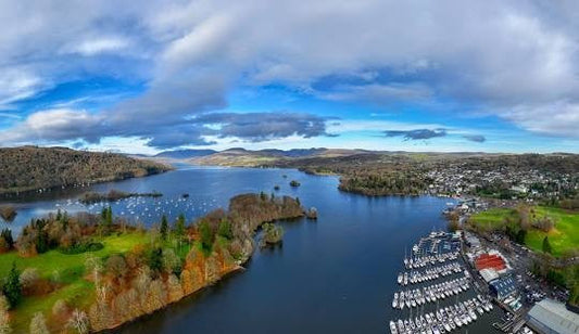 Make a Splash This Easter: The UK’s Top Spots for Kayaking & Paddleboarding